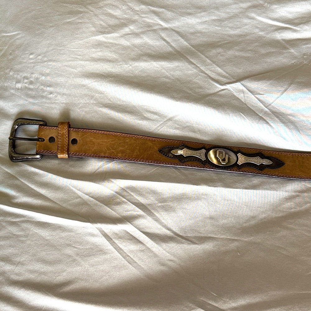 OU University of Oklahoma Mens Sz40 Tan Leather Belt Silver Buckle & medallions
